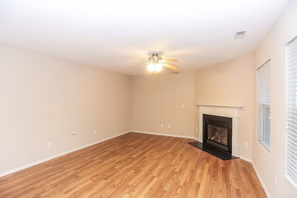 9403 Swallow Tail Ln - Photo 4 of 15