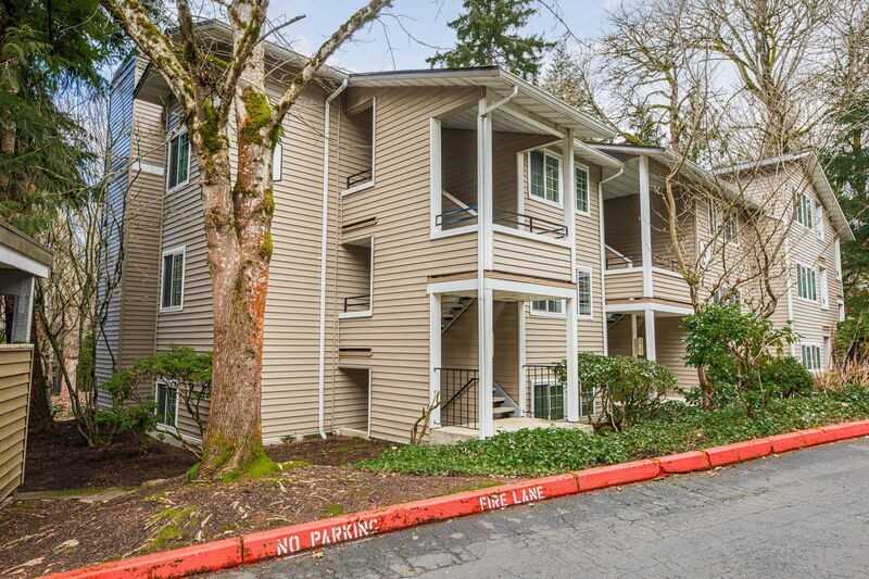 10016 Ne 120th Ln #F201 - Photo 2 of 28
