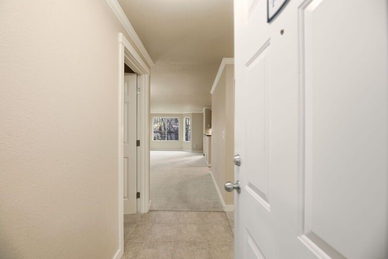 10016 Ne 120th Ln #F201 - Photo 7 of 28