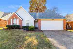 featured image of 7121 Show Boat Ln