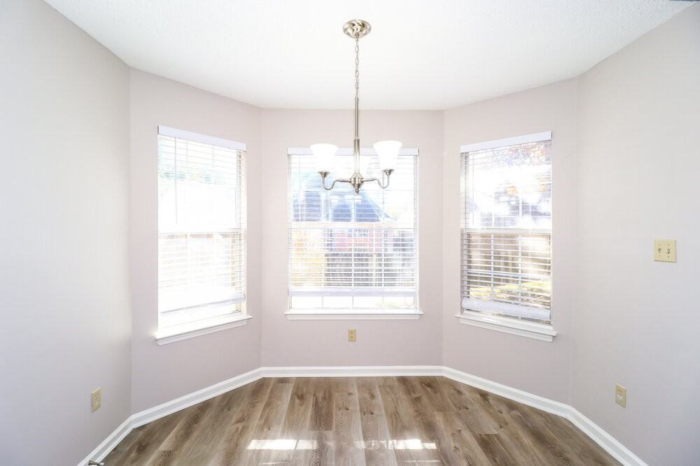 7121 Show Boat Ln - Photo 5 of 15