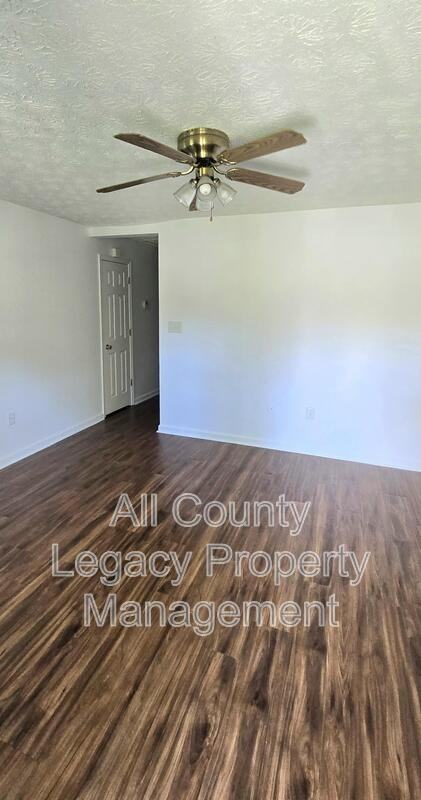 33 Maria Cir - Photo 2 of 7