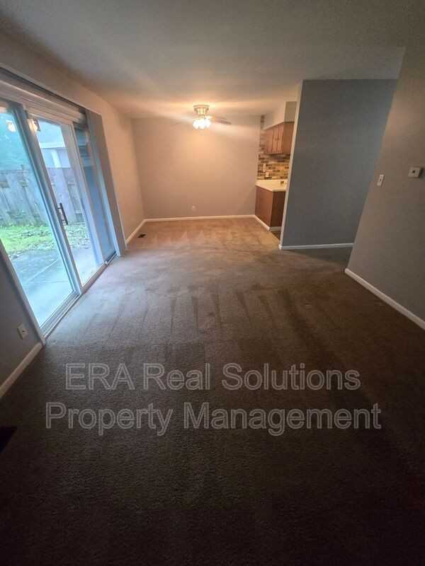 1184 Woodbrook Ln - Photo 7 of 20
