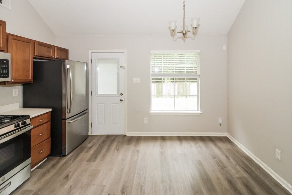6803 Kerri Valley Ln - Photo 6 of 16