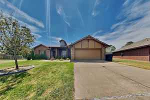featured image of 12505 Edison Dr