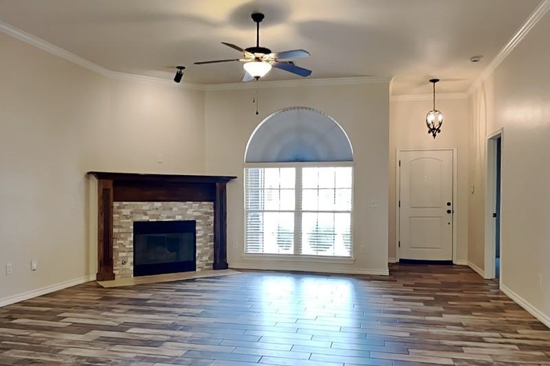 12505 Edison Dr - Photo 2 of 19