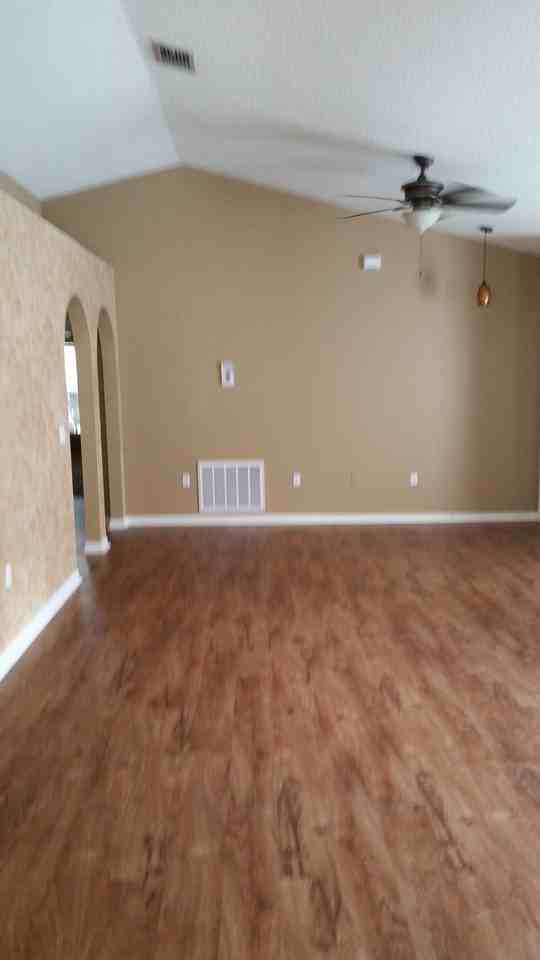 17010 Holmby Court - Photo 3 of 6