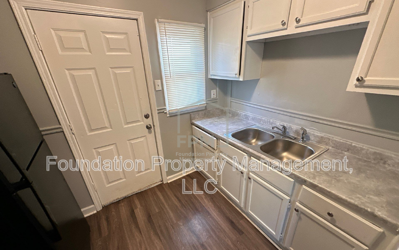 3025 Gulf Ave - Photo 6 of 12