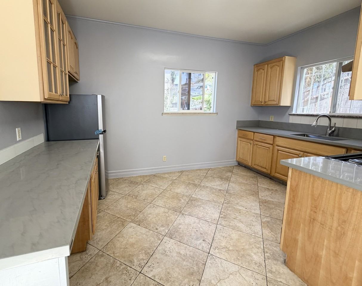 2206 23rd Avenue - Photo 2 of 14