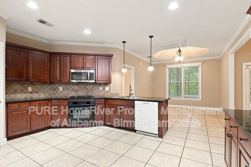 2101 Arbor Hill Pkwy - Photo 5 of 20
