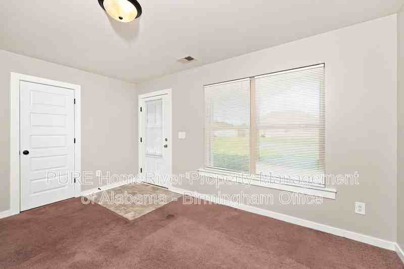 234 Sunlight Cir - Photo 3 of 28