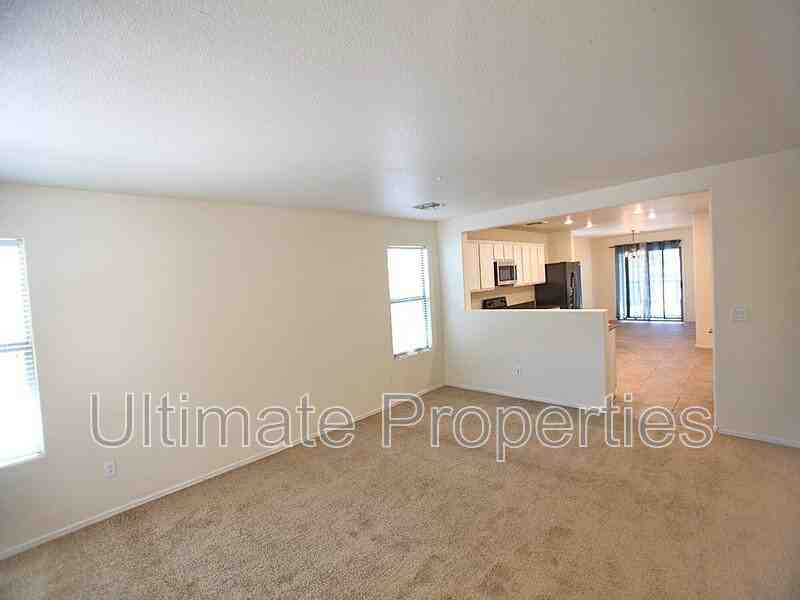 3926 E Kent Ave - Photo 4 of 30