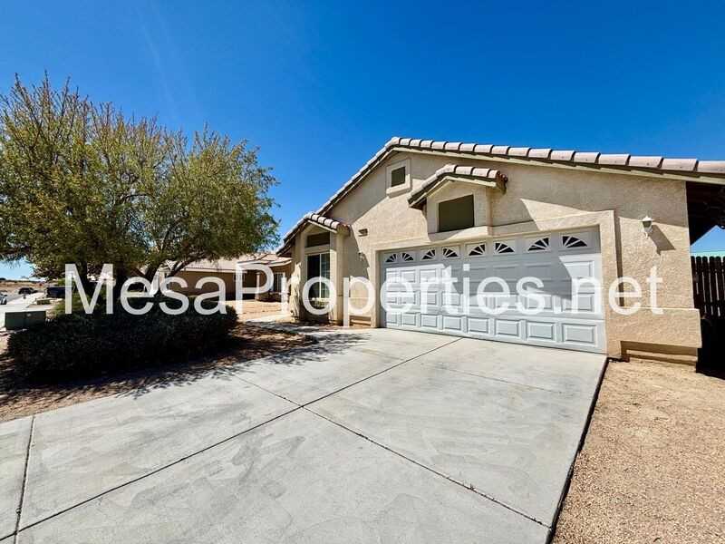 15976 Elkins St - Photo 2 of 31