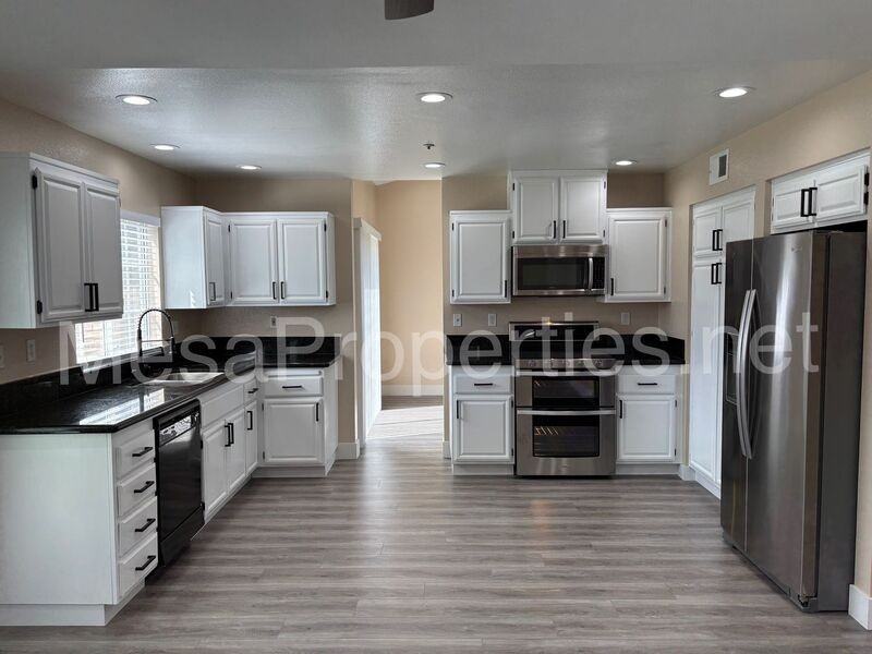 7861 Marek Ct - Photo 6 of 22