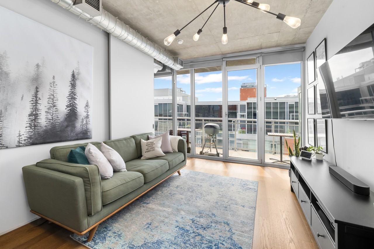 349 McLeod Street #818 - Photo 7 of 19