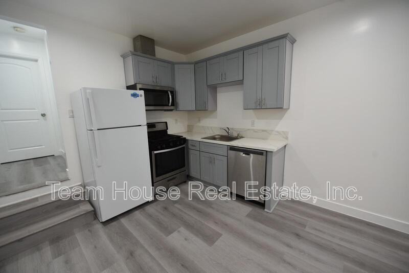 7260 Yolanda Ave - Photo 6 of 16