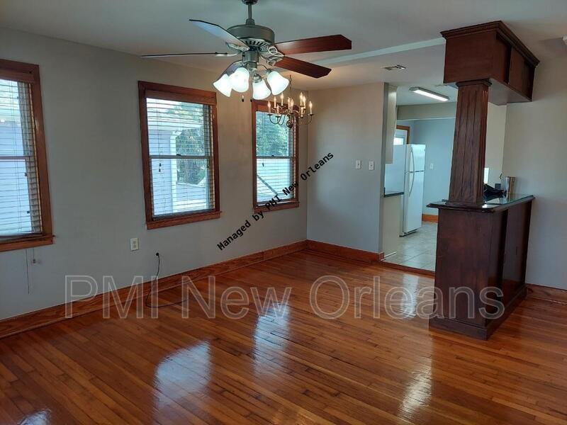 6223 Saint Anthony Ave - Photo 3 of 14