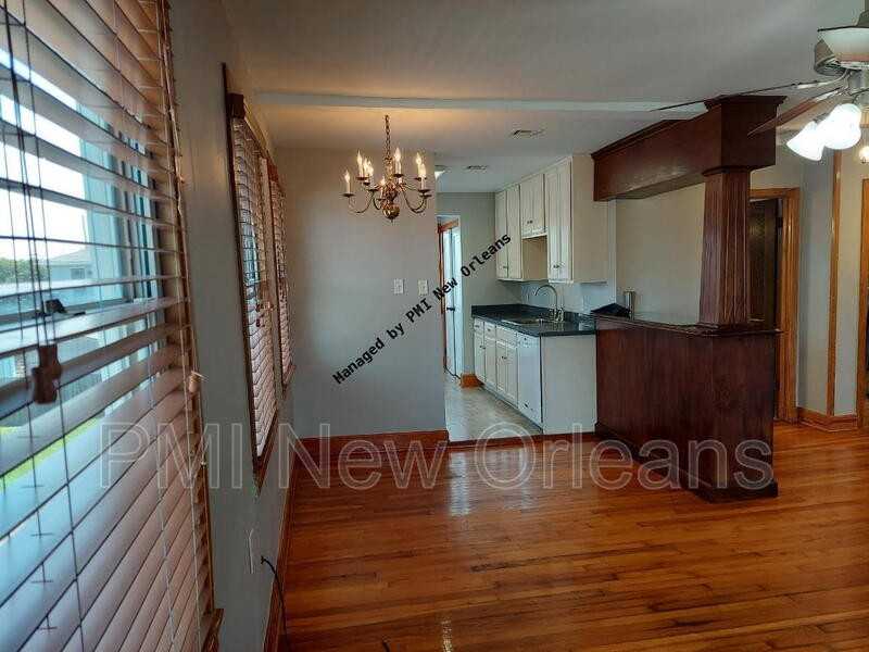 6223 Saint Anthony Ave - Photo 4 of 14