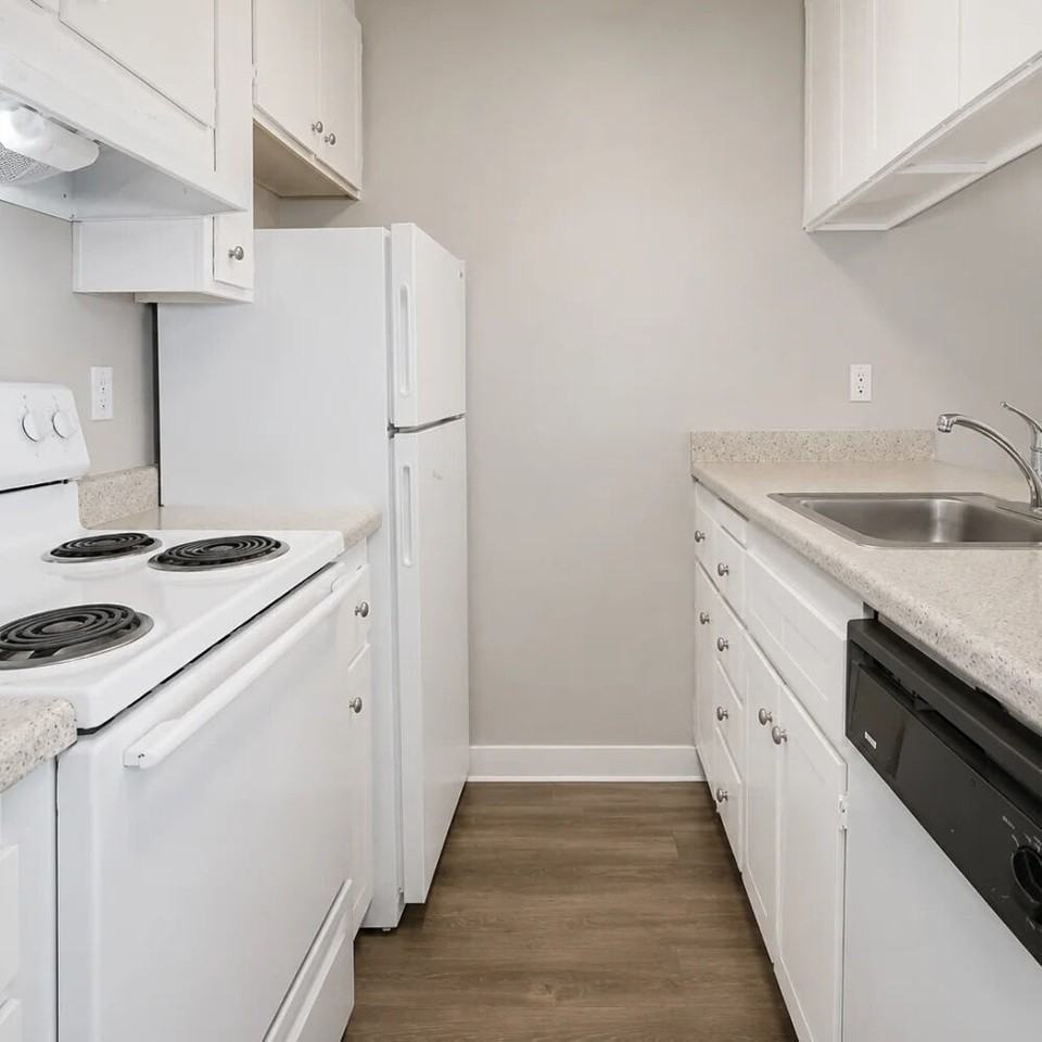 The Everette - Photo 7 of 25