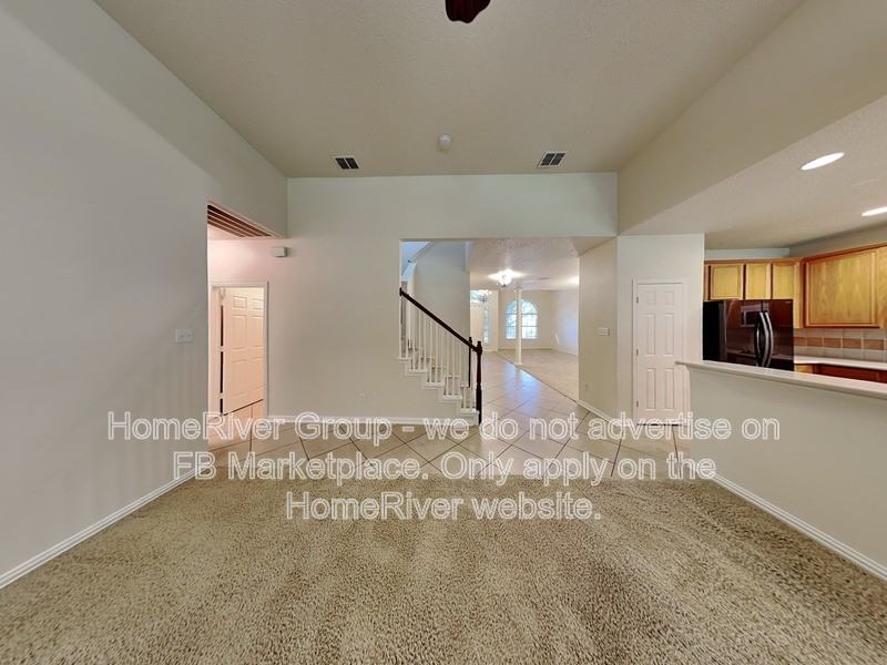 10446 Red Clover Dr - Photo 6 of 38