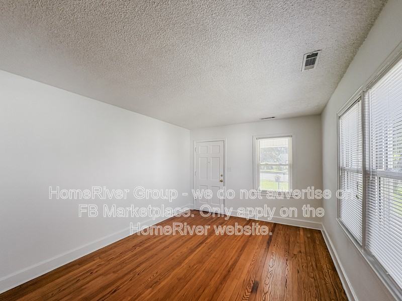 1511 Castleberry Ave - Photo 6 of 19