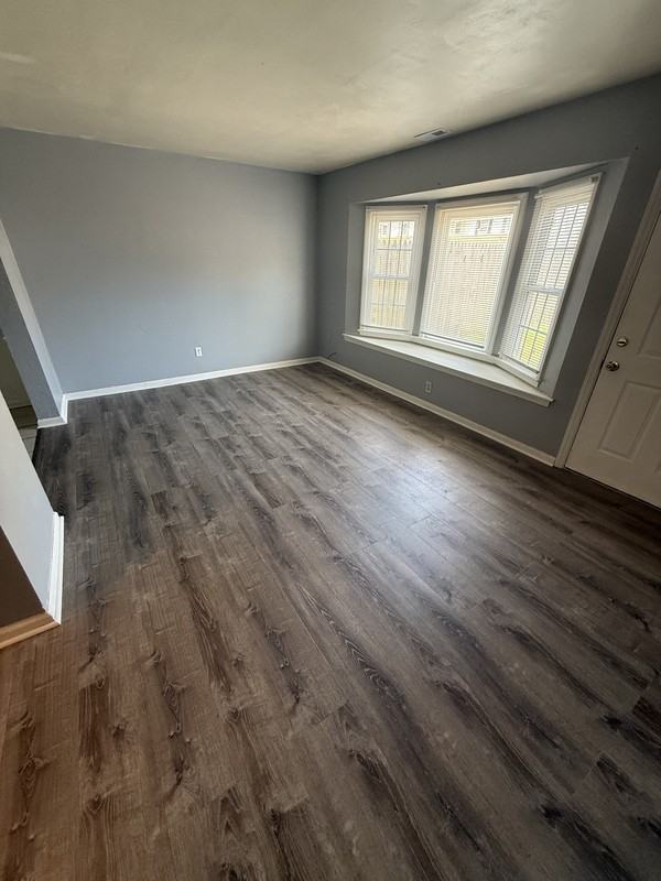4303 Arundel Ln - Photo 4 of 19