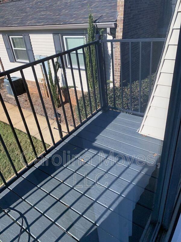 10 Poinsett Ave #B - Photo 3 of 4