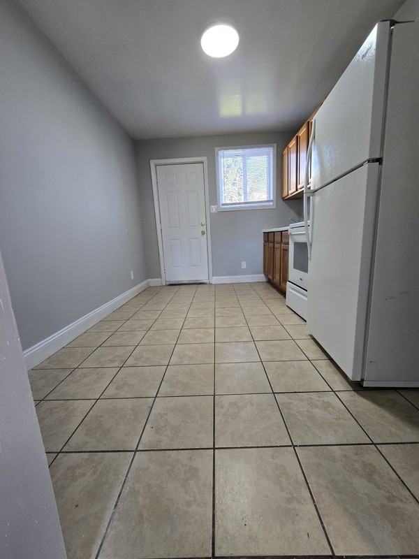 2108 Phaup St #D - Photo 3 of 8