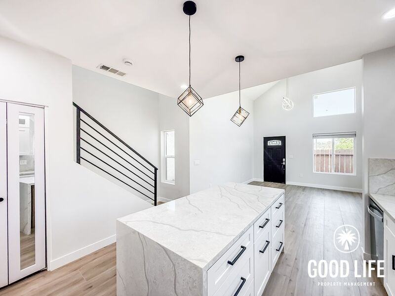 7910 Goleta Rd - Photo 5 of 16