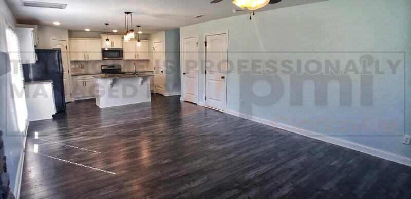 2907 Lancelot Ln - Photo 6 of 24