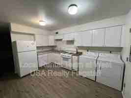 featured image of 2219 E Dortha Ave #2
