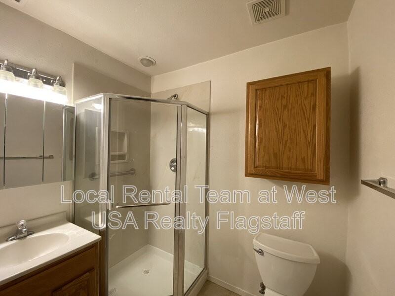 3018 N Loma Vista Dr - Photo 5 of 11