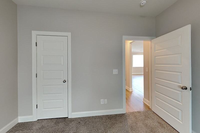 1121 Camellia Ridge Dr - Photo 7 of 19