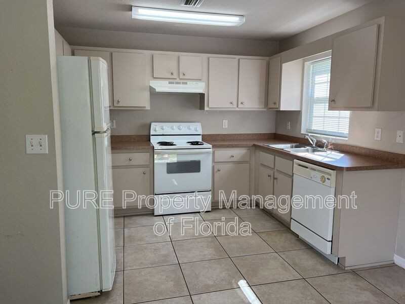1796 Sw 107th Ln #2 - Photo 6 of 28
