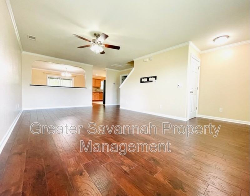 8 Burnt Oak Rd - Photo 3 of 32