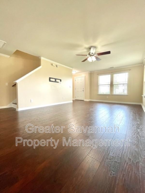 8 Burnt Oak Rd - Photo 4 of 32