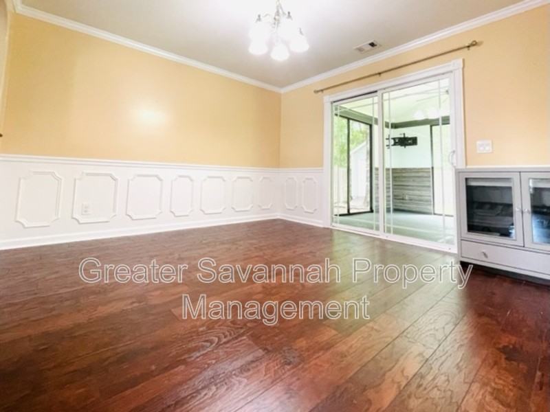 8 Burnt Oak Rd - Photo 7 of 32
