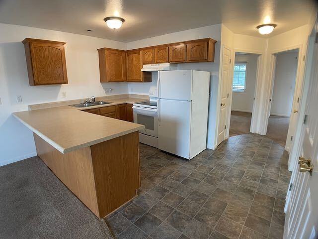 Main Street Apartments - Photo 3 of 11