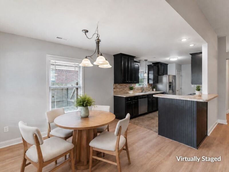 323 Harbor Glen Dr Sw - Photo 4 of 19