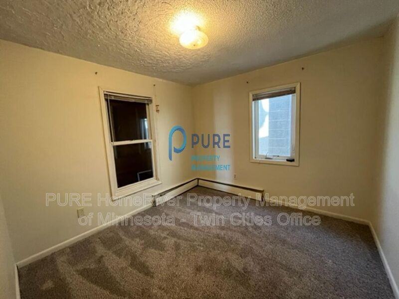840 Beech St #4 - Photo 4 of 13