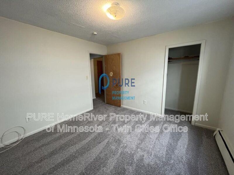 840 Beech St #4 - Photo 5 of 13
