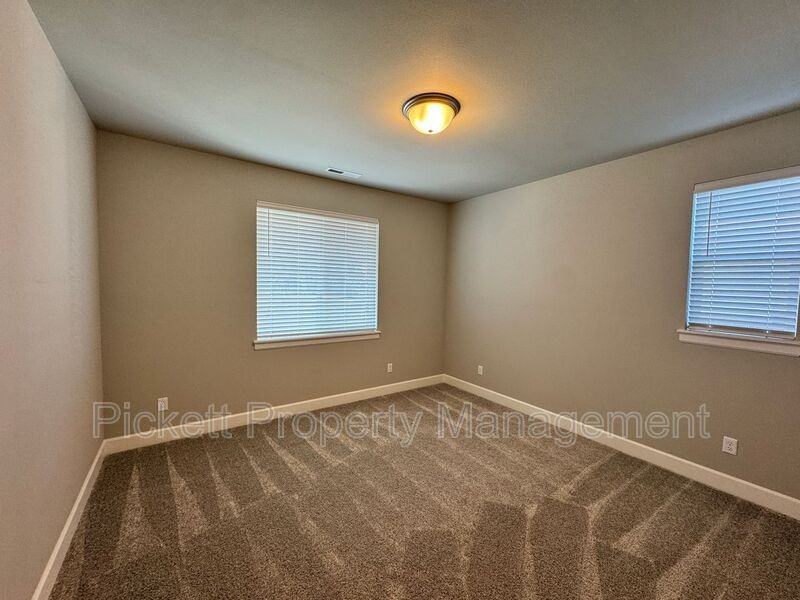 3835 Sw Alava Ct - Photo 4 of 27