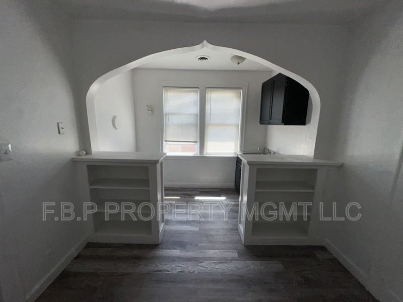 5049 Coplin St #3 - Photo 5 of 8
