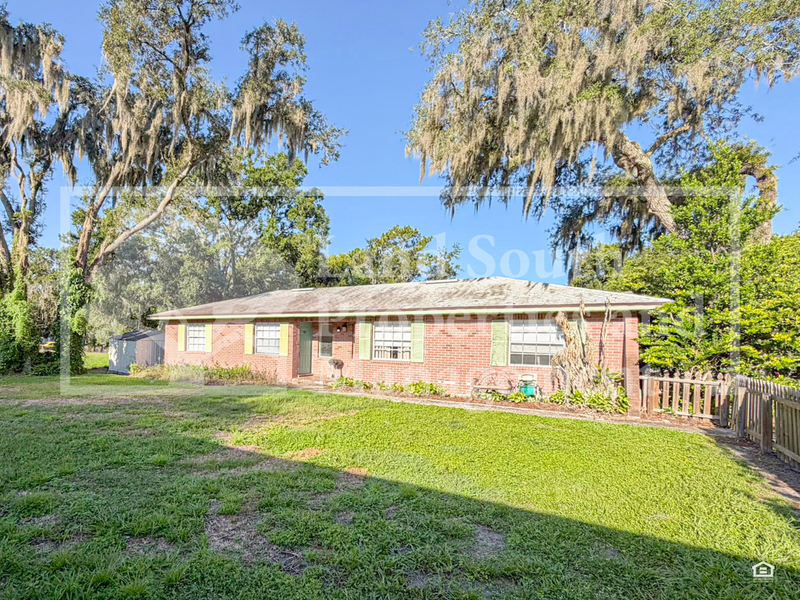 724 Boyd Ct - Photo 3 of 12