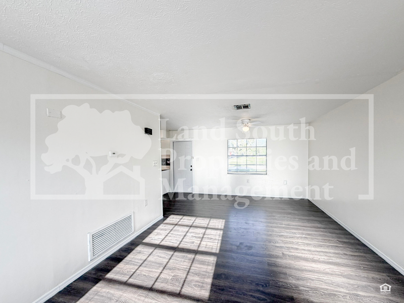 724 Boyd Ct - Photo 4 of 12