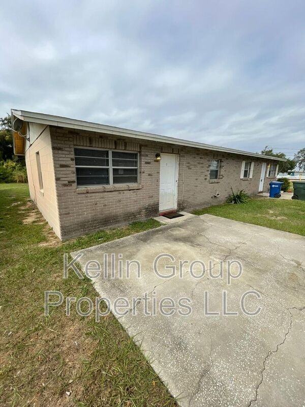 160 N Nekoma Ave #1 - Photo 2 of 10