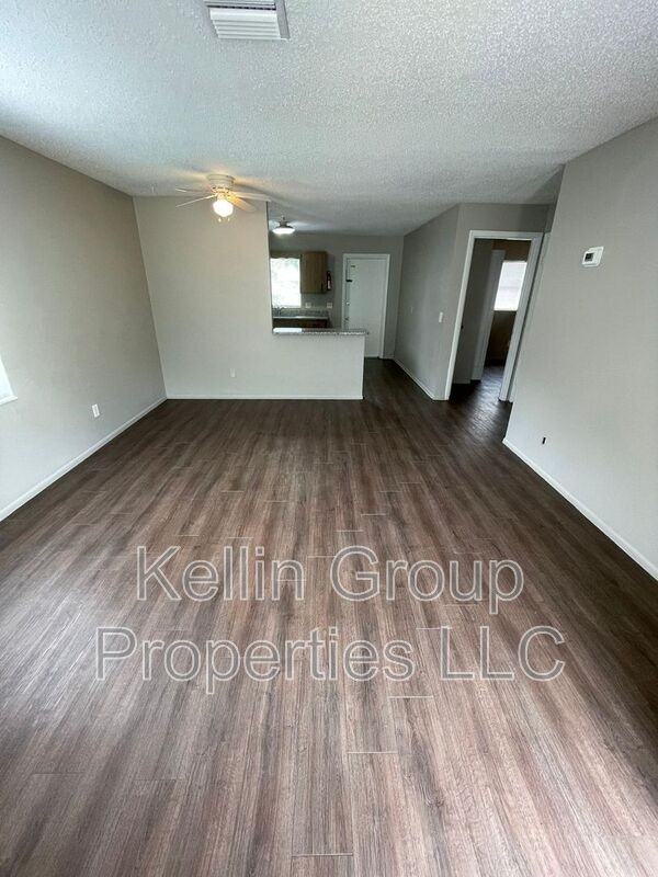 160 N Nekoma Ave #1 - Photo 3 of 10