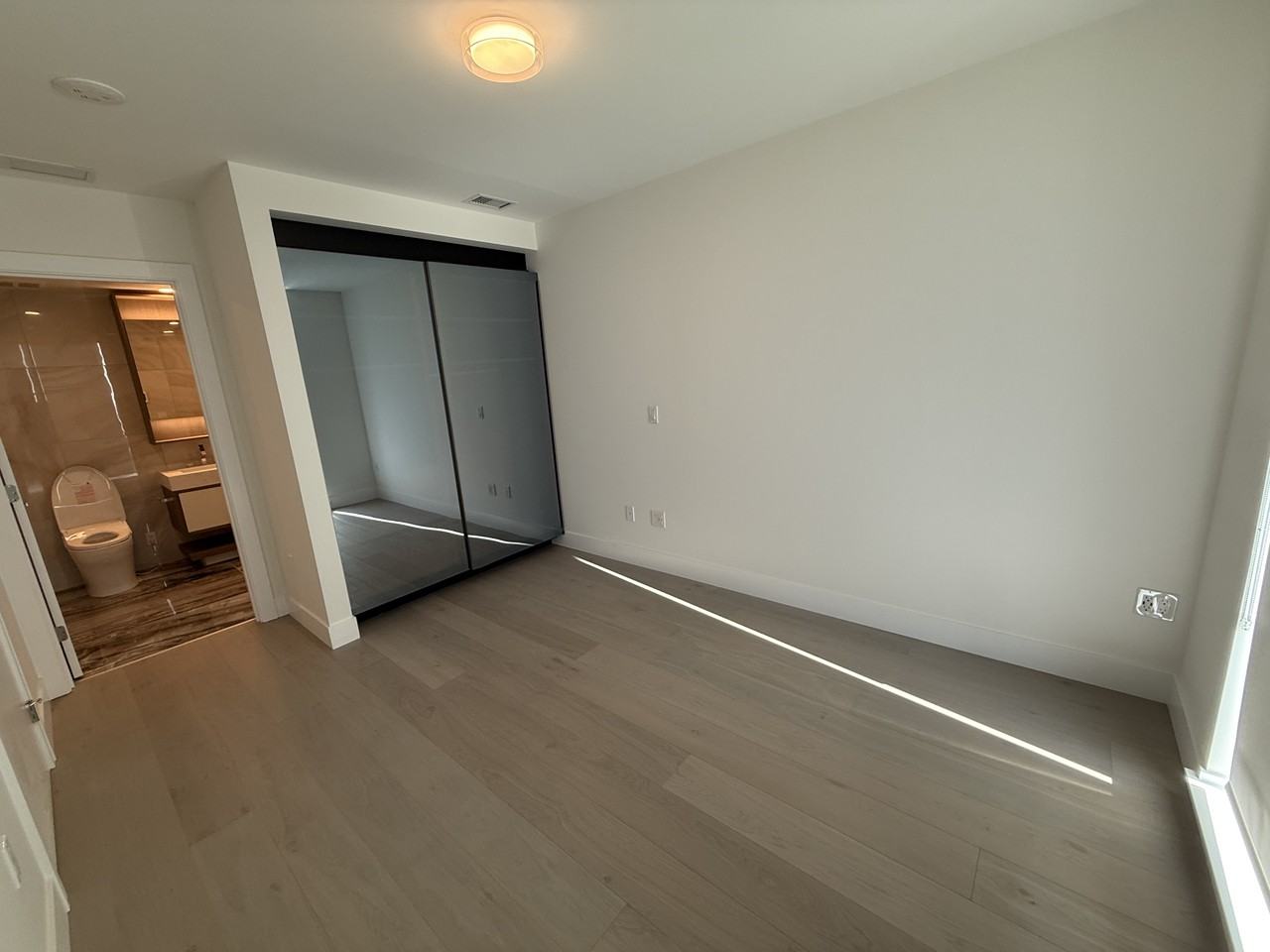 1342 Johnston Rd - Photo 4 of 20