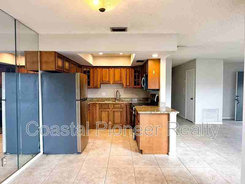 15502 Morning Dr - Photo 4 of 24