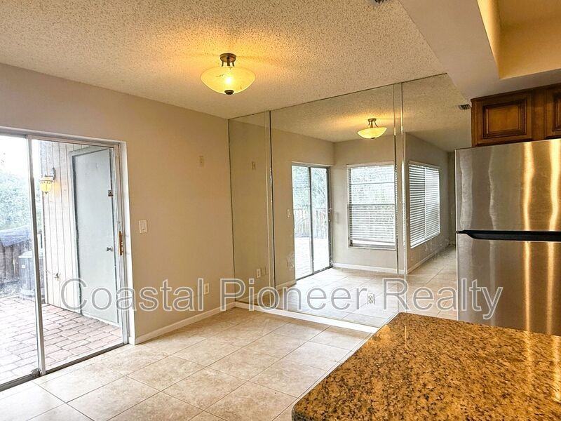 15502 Morning Dr - Photo 7 of 24